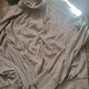 Light weight turtleneck